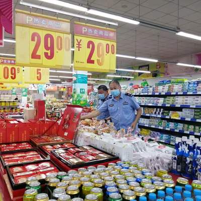 玲瓏鎮(zhèn)開展中秋節(jié)前食品安全專項檢查，筑牢群眾飲食安全防線